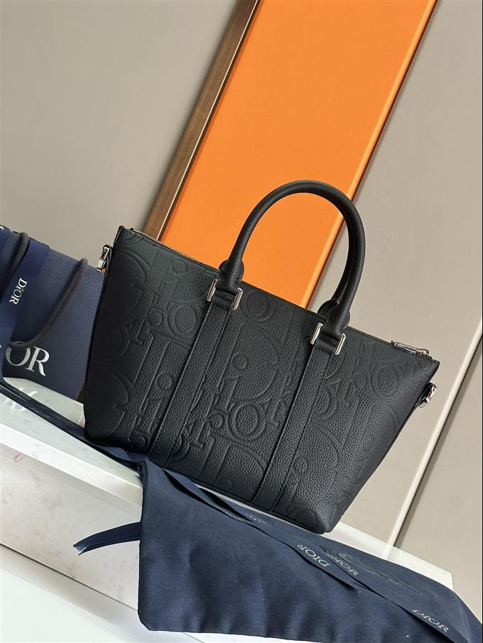 2025228Y 600P203146193